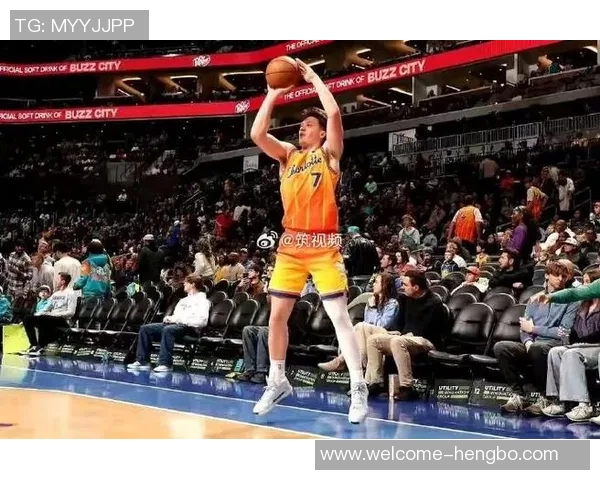 克尼佩尔创下黄蜂队史新纪录单赛季三分球命中200次场次最少